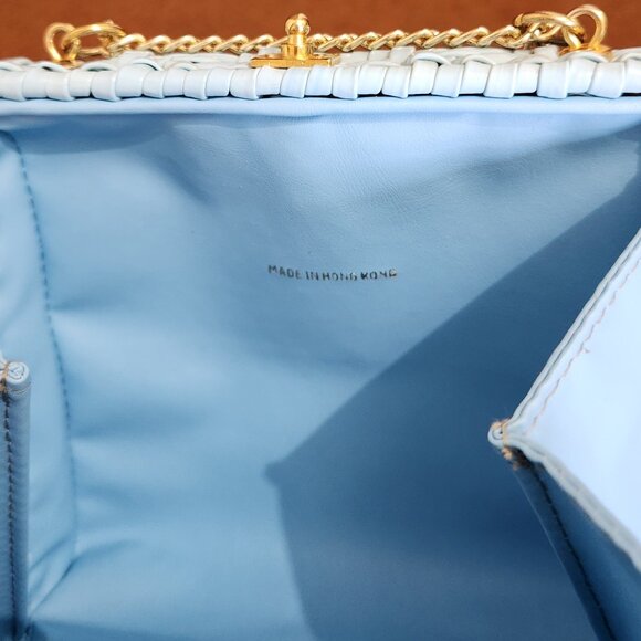 Vintage Made In Hong Kong Blue Vinyl Woven Bag - Picture 6 of 8